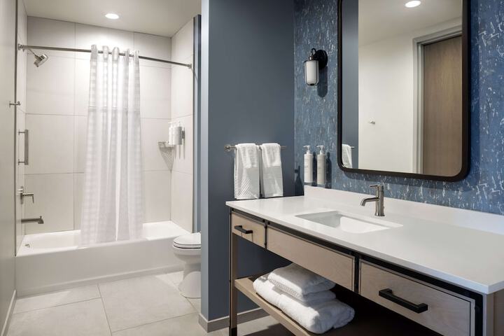 Embassy Suites by Hilton Bowling Green