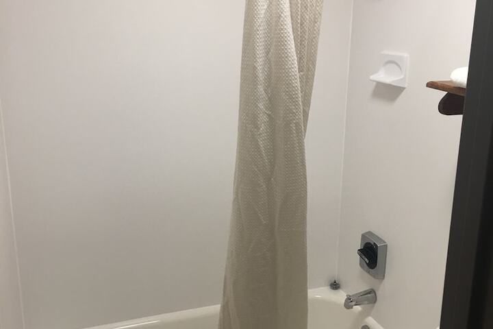Room 31 of 38
