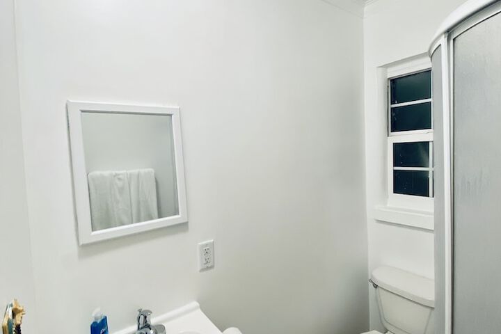 Room 22 of 65