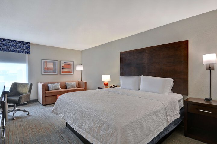 Room 40 of 70