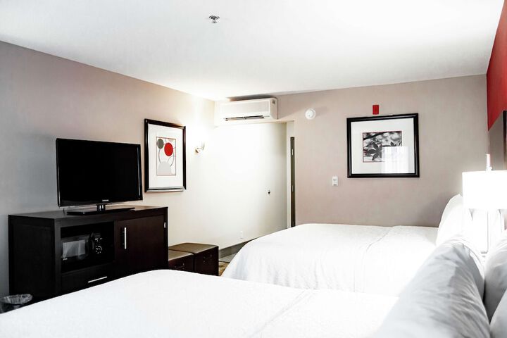 Room 11 of 22