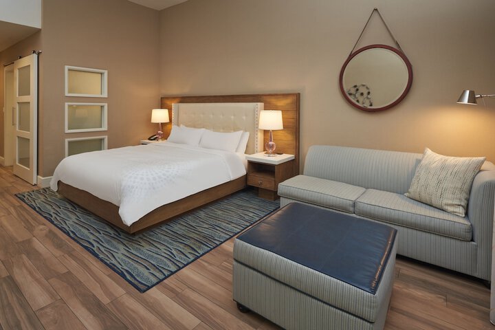 Playa Largo Resort & Spa Autograph Collection