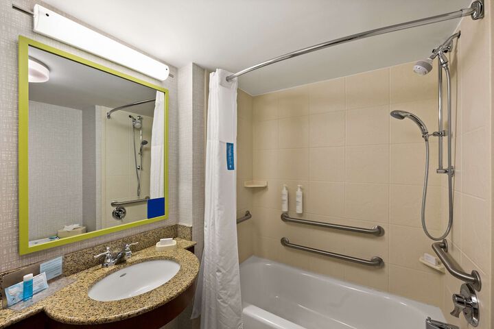 Hampton Inn & Suites Poughkeepsie