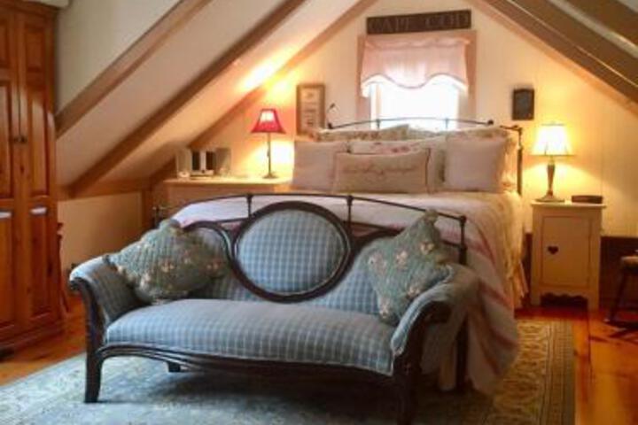 Mulberry Tree Inn
