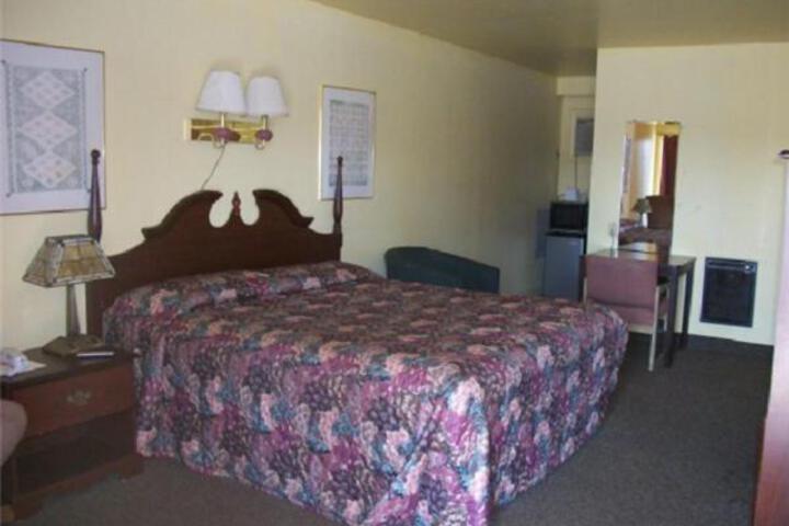 Cottonwood Inn