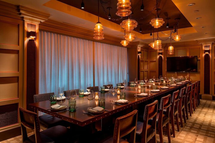Dining 46 of 59