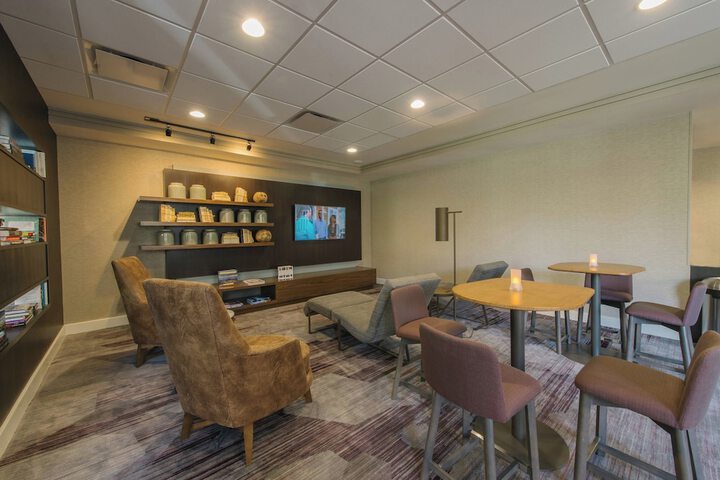 Courtyard by Marriott Nashua