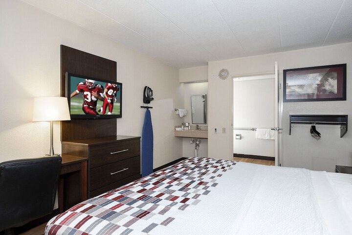 Room 15 of 25