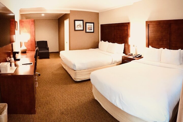 Room 105 of 136