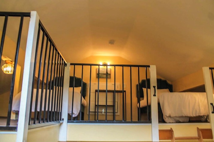 Room 18 of 72