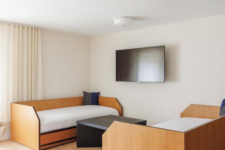 Room 20 of 61