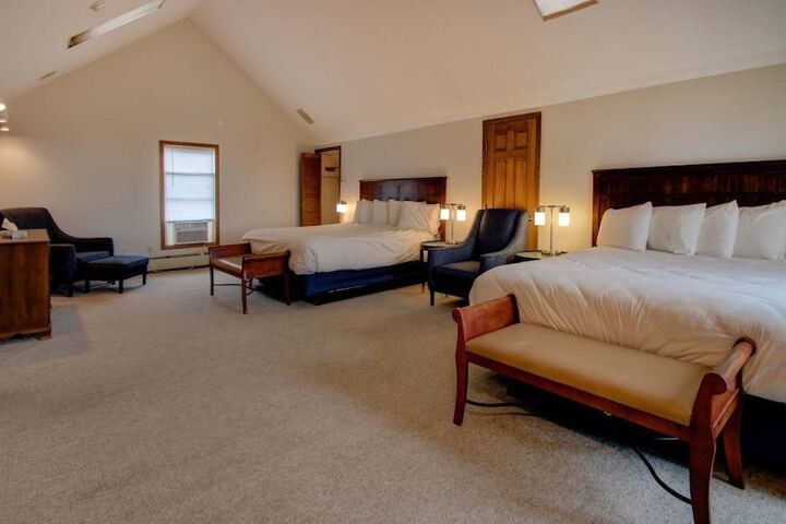 Aspinquid Resort