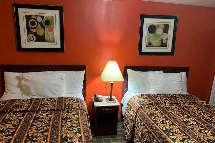 Room 62 of 75