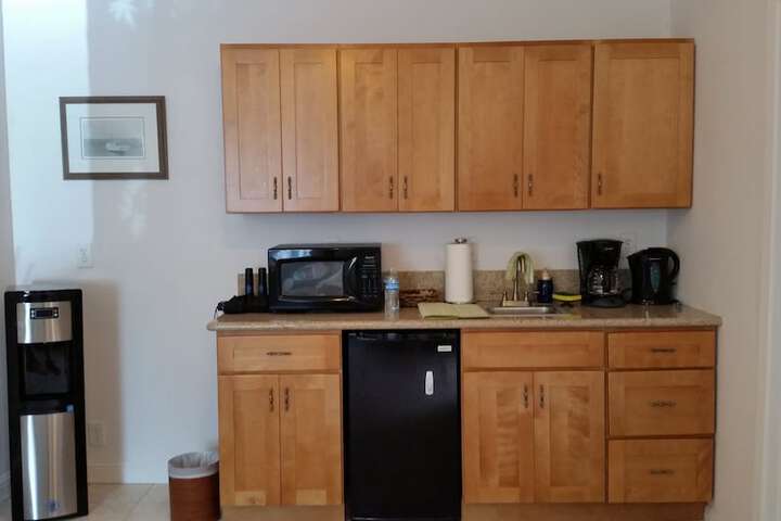 Volcano Acres Ranch B & B