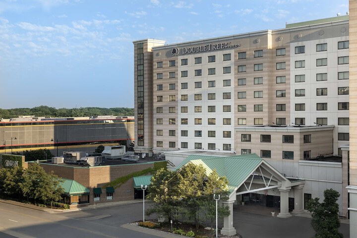 DoubleTree by Hilton Chicago OHare Airport - Rosemont