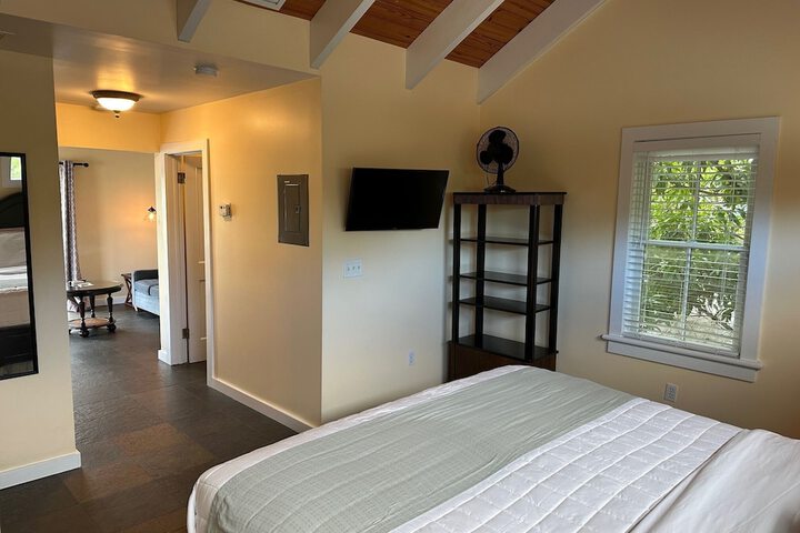 Room 170 of 259