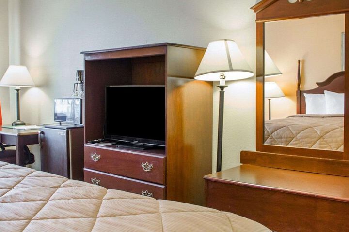 Quality Inn Broken Arrow - Tulsa