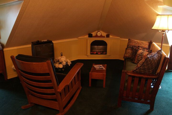 Room 26 of 46