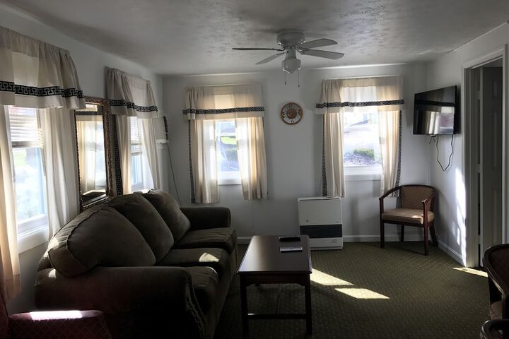 Room 12 of 71