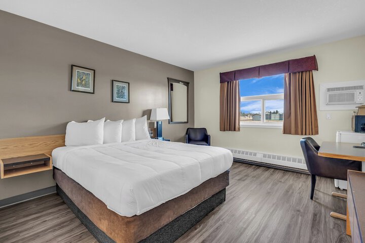 Woodland Inn Meadow Lake
