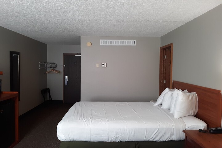 Room 25 of 71