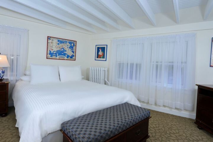 Room 21 of 30