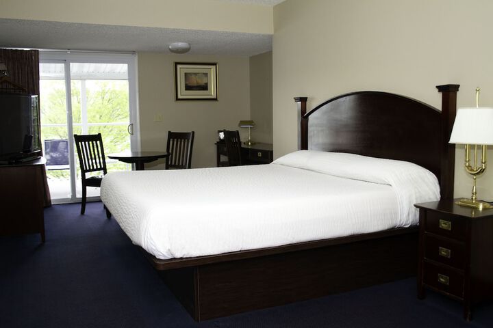 Room 13 of 42