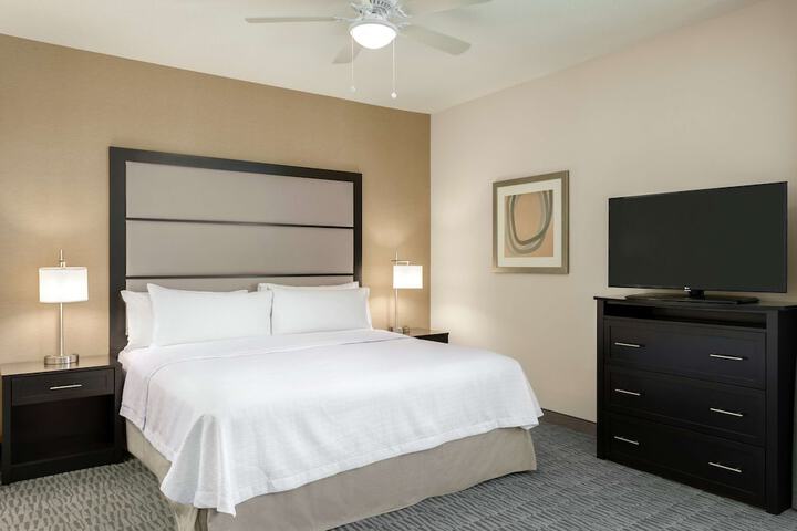 Room 14 of 35