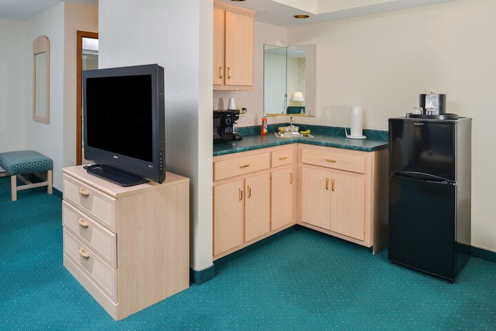 Room 14 of 30