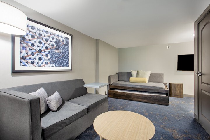 Holiday Inn Conference Center - Valdosta by IHG