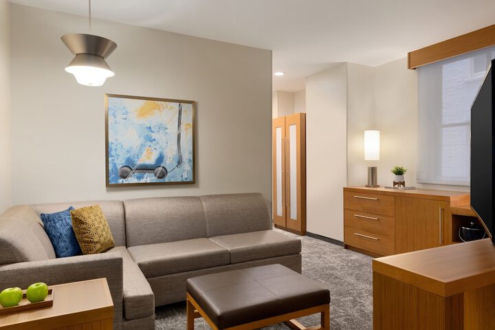 Room 35 of 54