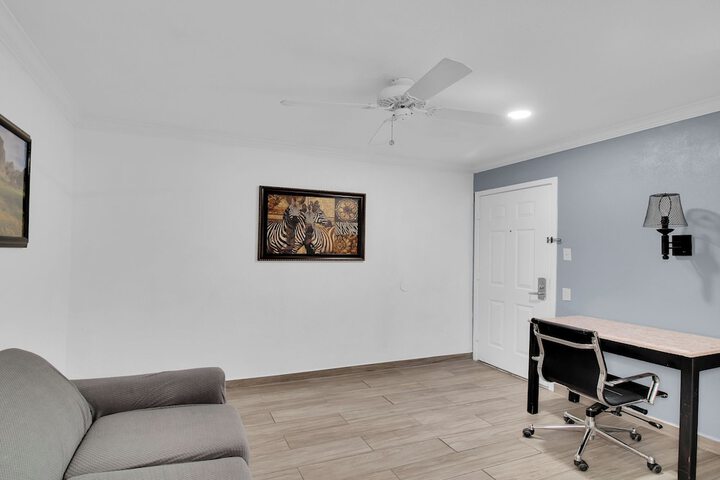 Room 17 of 48