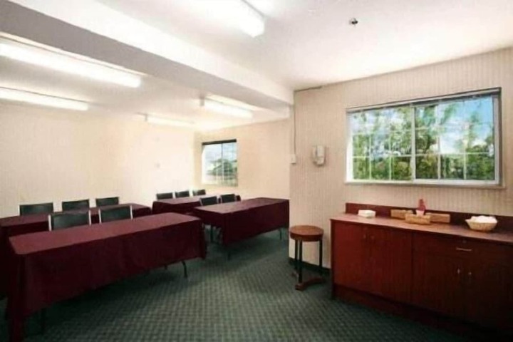 Motel 6 Dixon CA