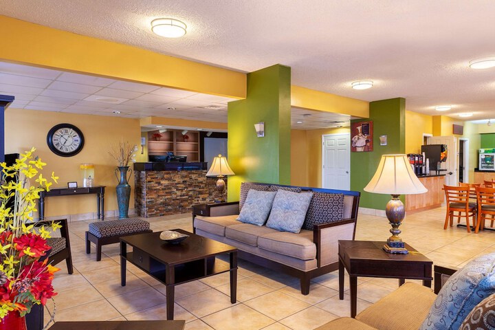 Hotel Interior 9 of 52