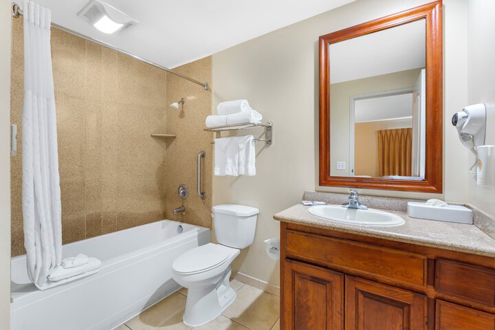 Comfort Inn Cockatoo near LAX Airport