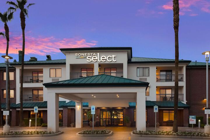 Hotel 2 of 36