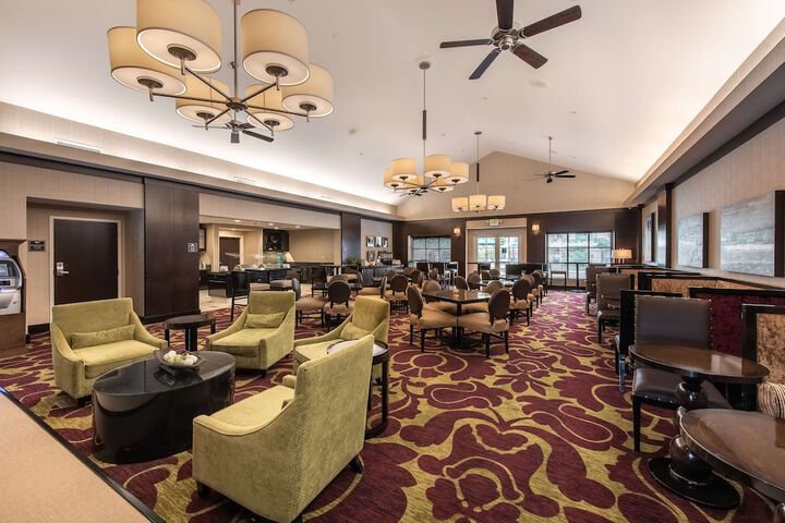 Homewood Suites by Hilton Oxnard / Camarillo