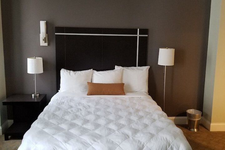 The Gin Hotel an Ascend Collection Hotel