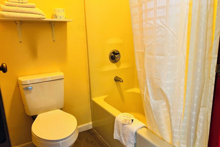 Rosewood Inn by OYO Union City I-69