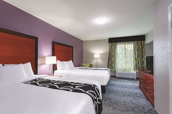 La Quinta Inn & Suites by Wyndham Knoxville North I-75