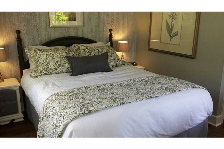 The Woodview Inn