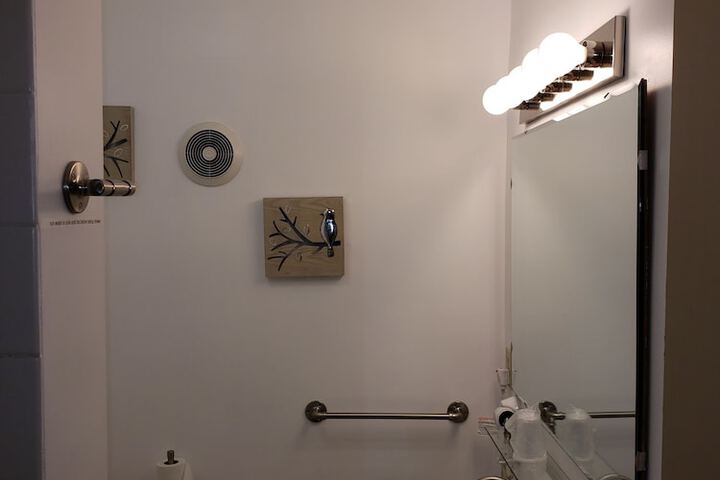 Room 12 of 66