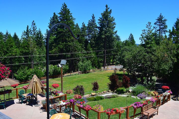 Callahans Mountain Lodge