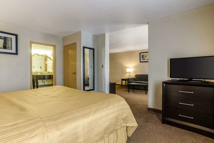 Room 40 of 55