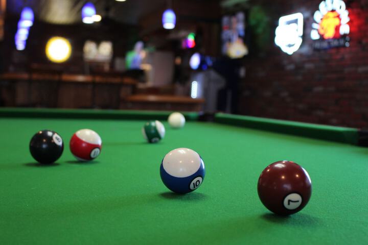 Ocairns Inn & Suites