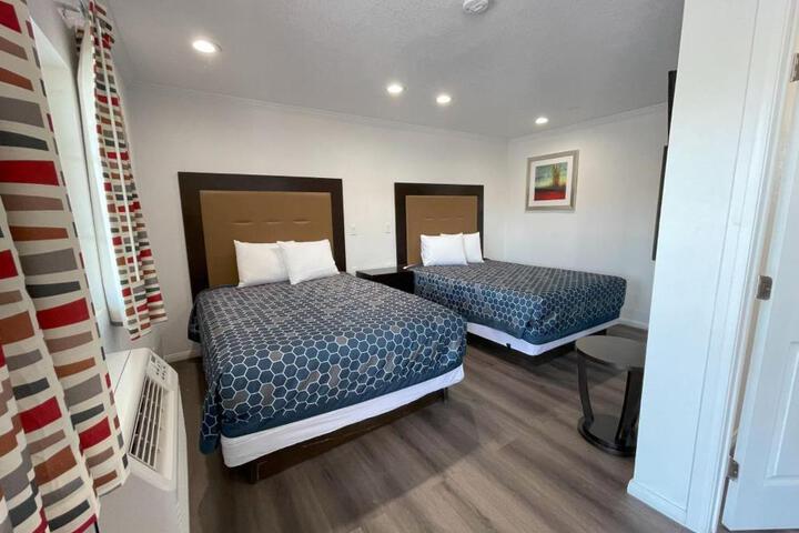 Palm Inn