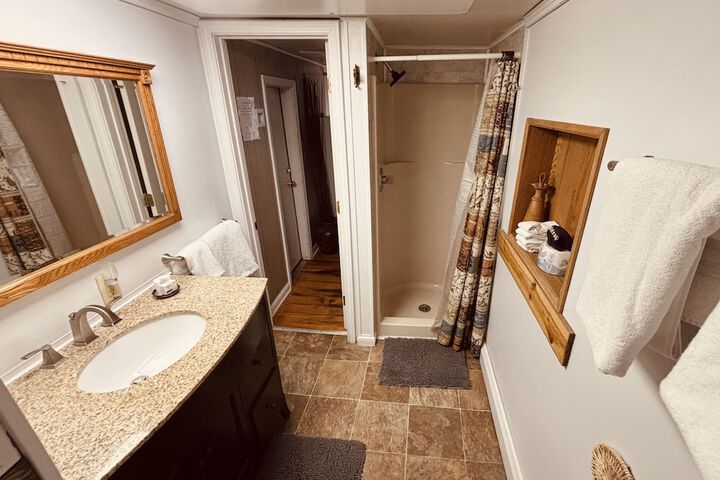 The Iris Garden Downtown Cottages and Suites