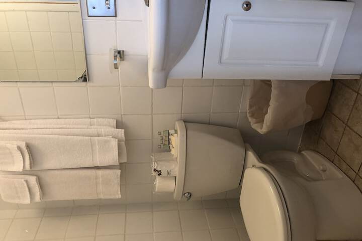 Room 15 of 31
