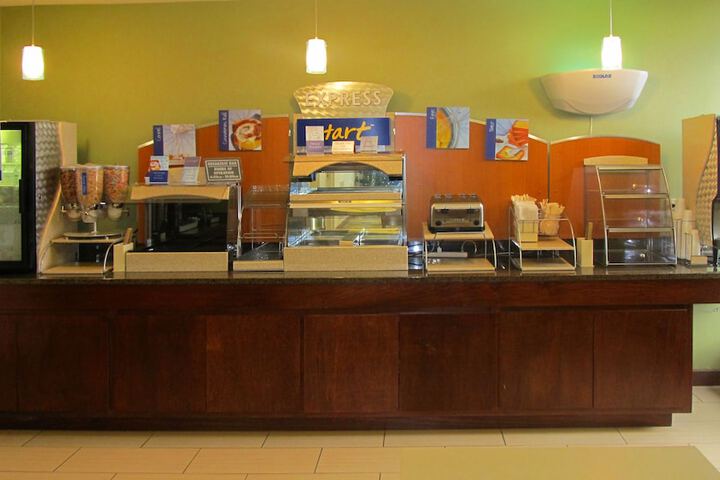 Holiday Inn Express Anderson by IHG
