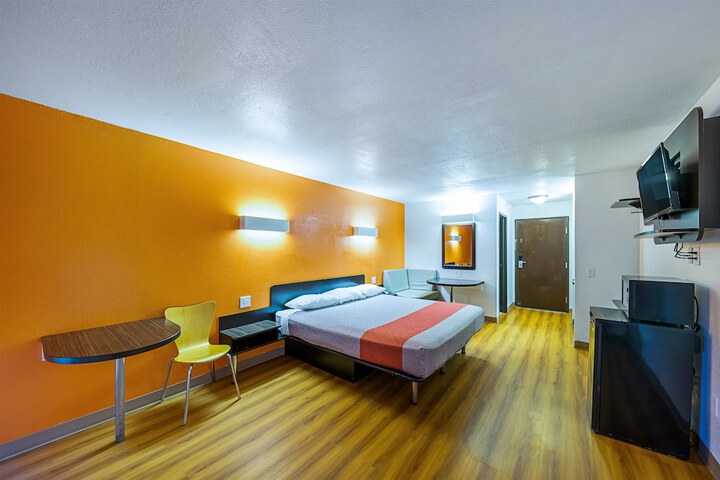 Room 22 of 31